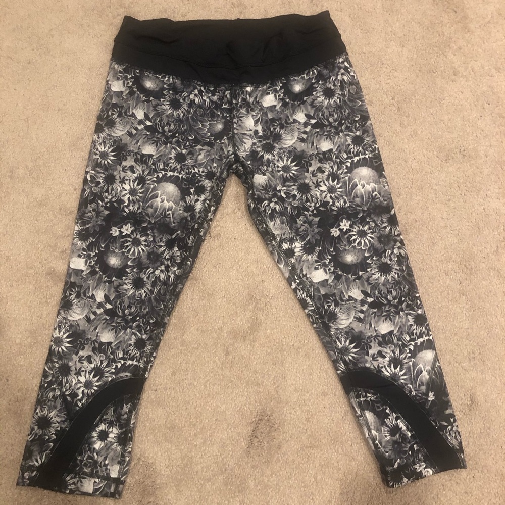 Lululemon Cropped Leggings ‘23